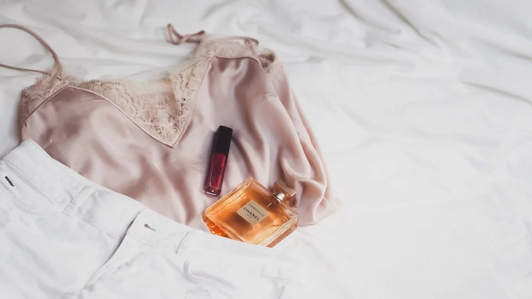 Understanding Your Menstrual Cycle: A Guide to Cycle Syncing for Wellness